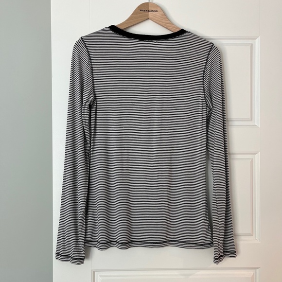 Universal Threads Striped Long Sleeve Shirt - Picture 2 of 4